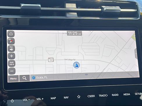Certified 2023 Hyundai Tucson Limited AWD/4WD image 18