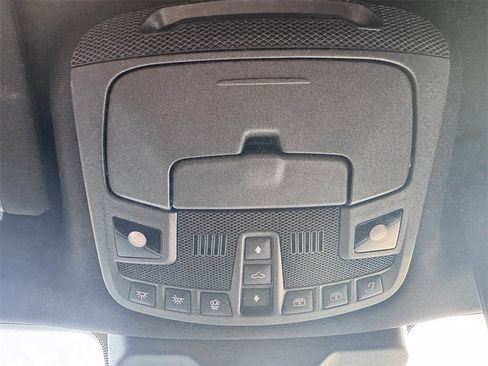 Used 2024 Lincoln Navigator Premiere image 22