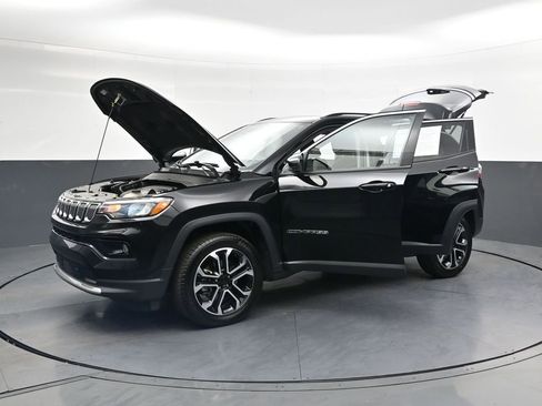 Used 2022 Jeep Compass Limited w/ Sun and Sound Group AWD/4WD image 48