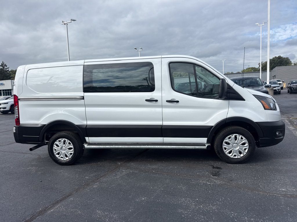 Used 2025 Ford Transit 250 Low Roof w/ Exterior Upgrade Package RWD image 6