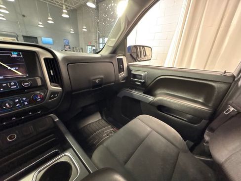 Used 2017 Chevrolet Silverado 1500 LT w/ All Star Edition AWD/4WD image 27