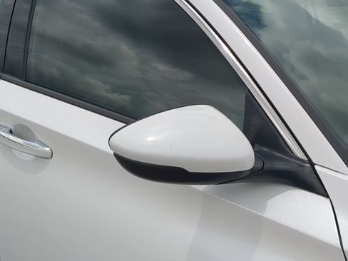 Used 2021 Honda Accord Touring image 10