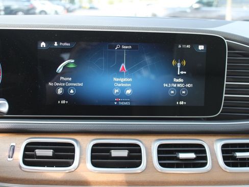 Used 2022 Mercedes-Benz GLE 450 4MATIC w/ AMG Line Exterior image 21