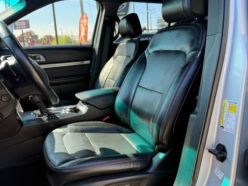 Used 2017 Ford Explorer Sport AWD/4WD image 10