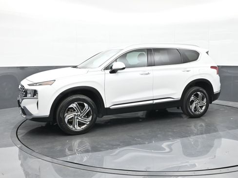 Used 2022 Hyundai Santa Fe SEL image 2