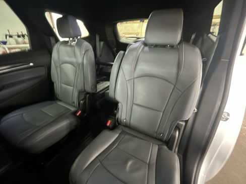 Used 2024 Buick Enclave Essence w/ LPO, Floor Liner Package AWD/4WD image 25