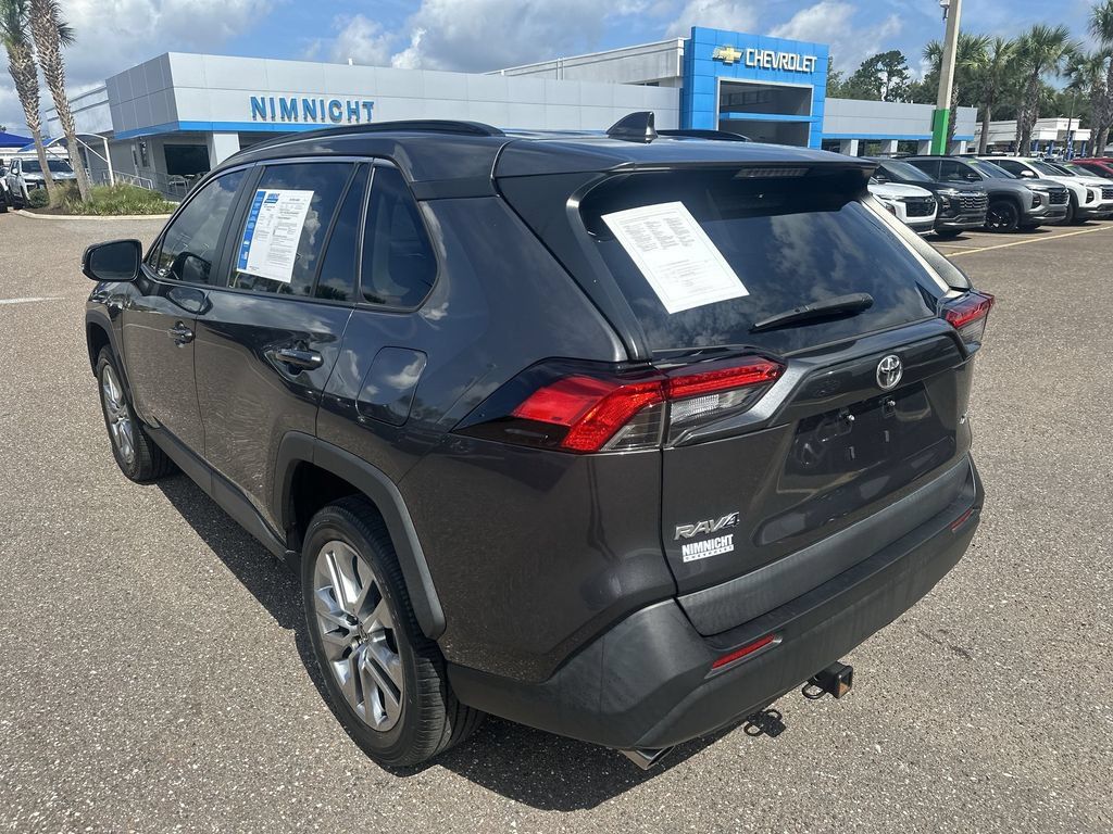 Used 2023 Toyota RAV4 XLE Premium FWD image 14