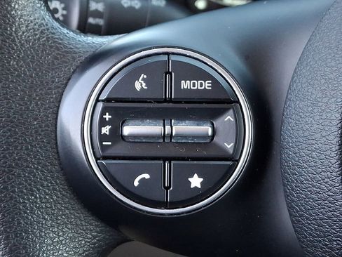 Certified 2023 Kia Soul LX w/ LX Technology Package FWD image 21