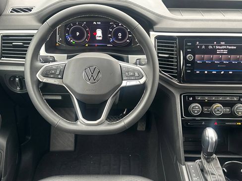 Certified 2023 Volkswagen Atlas Cross Sport SE FWD image 14