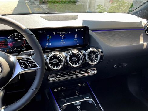 New 2026 Mercedes-Benz GLA 250 4MATIC image 7