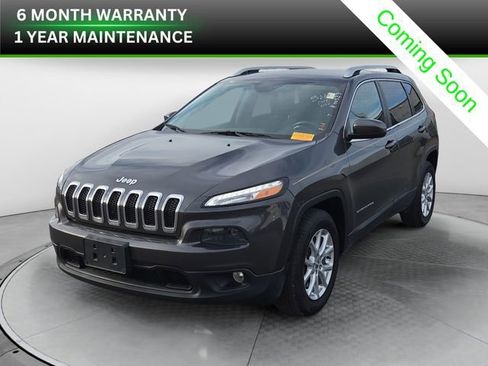 Used 2015 Jeep Cherokee Latitude image 1