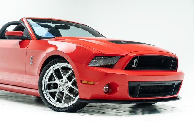 Used 2013 Ford Mustang Shelby GT500 RWD image 4