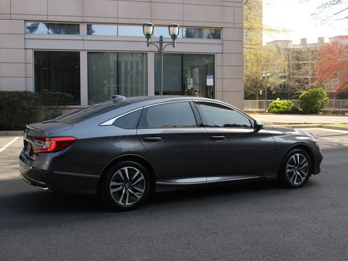 Used 2020 Honda Accord EX-L image 7