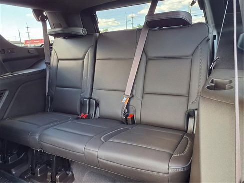 Used 2021 GMC Yukon Denali w/ Denali Premium Package image 90