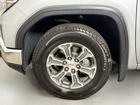Used 2026 GMC Sierra 1500 SLT RWD image 29