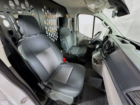Used 2025 Ford Transit 250 Low Roof w/ Exterior Upgrade Package RWD image 24