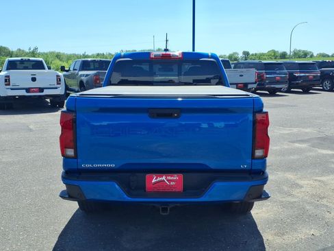 Used 2024 Chevrolet Colorado LT w/ LT Convenience Package III AWD/4WD image 4