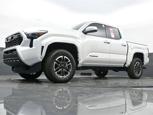 New 2025 Toyota Tacoma TRD Sport image 26