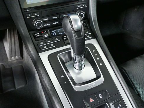 Certified 2018 Porsche 911 Carrera S RWD image 19