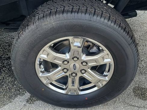 Certified 2022 Ford F150 Lariat AWD/4WD image 7