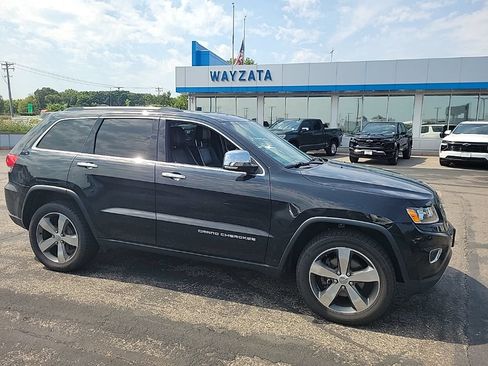 Used 2016 Jeep Grand Cherokee Limited w/ Trailer Tow Group IV AWD/4WD image 9