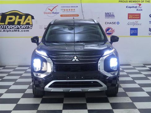 Used 2022 Mitsubishi Outlander SEL AWD/4WD image 2