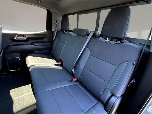 Used 2024 Chevrolet Silverado 1500 RST AWD/4WD image 19