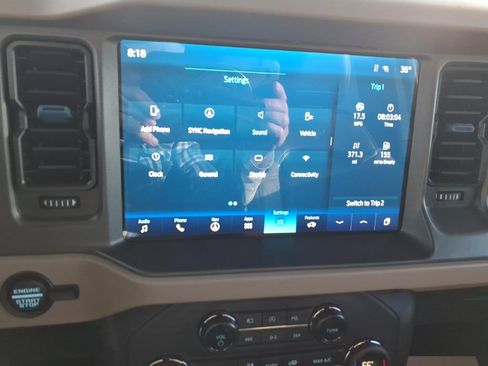 Used 2024 Ford Bronco Wildtrak image 13