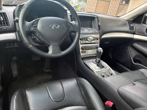 Used 2010 INFINITI G37 x Sedan w/ Premium Pkg AWD/4WD image 25
