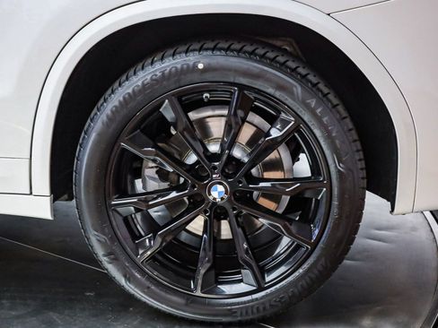 Certified 2023 BMW X3 xDrive30i w/ M Sport Package image 11