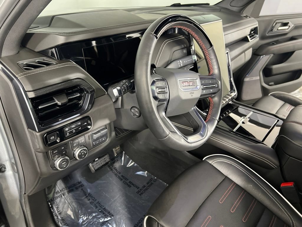 Used 2025 GMC Yukon XL AT4 Ultimate w/ LPO, Floor Liner Package AWD/4WD image 20