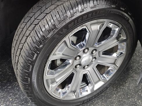 Used 2016 GMC Yukon XL Denali w/ Open Road Package RWD image 7