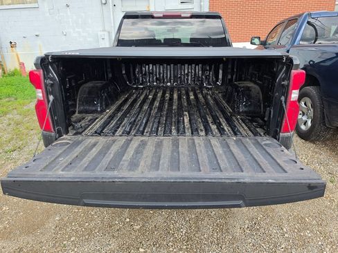 Used 2021 Chevrolet Silverado 1500 Custom AWD/4WD image 8