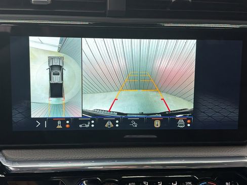 Used 2025 GMC Sierra 3500 Denali w/ Denali Reserve Package image 31