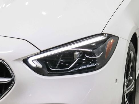Used 2022 Mercedes-Benz C 300 Sedan image 7