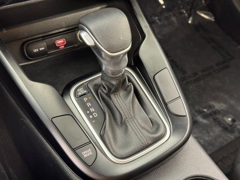 Used 2020 Kia Soul LX image 26