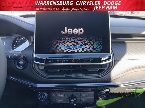 New 2026 Jeep Compass Latitude image 21