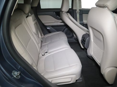 Used 2022 Lincoln Corsair AWD w/ Equipment Group 101A image 32