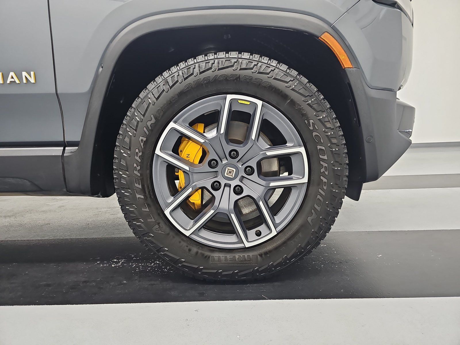 Used 2022 Rivian R1T Launch Edition AWD/4WD image 11