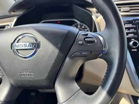 Used 2022 Nissan Murano SV image 14
