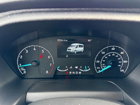 Used 2023 Ford Transit 350 XLT image 32