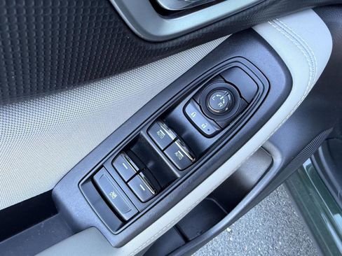 Used 2022 Subaru Forester Premium image 14