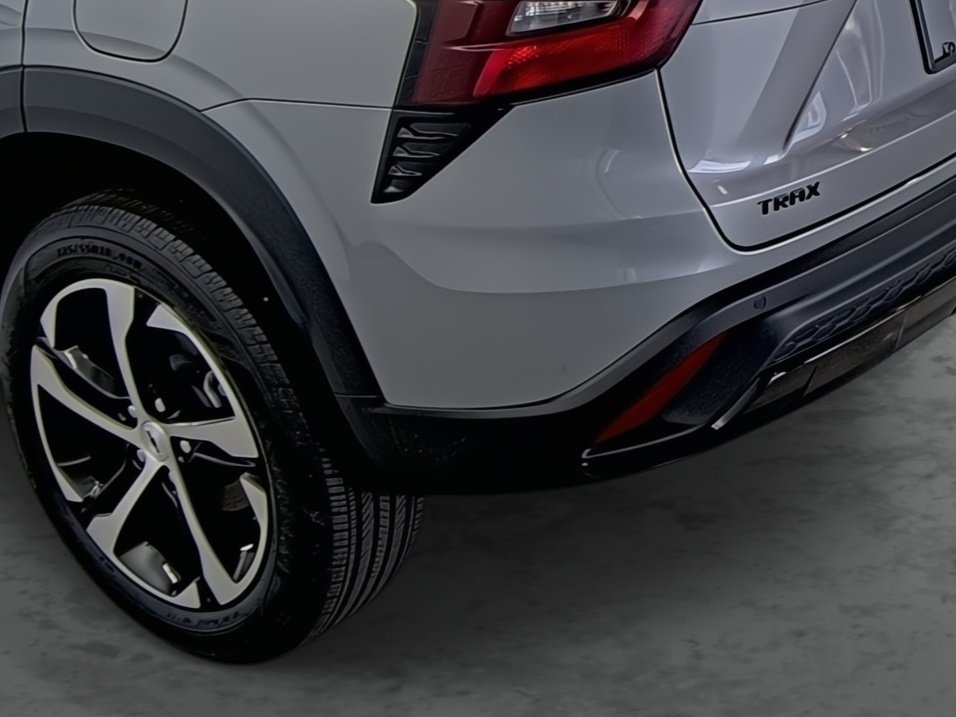 Used 2026 Chevrolet Trax RS w/ Driver Confidence Package FWD image 9