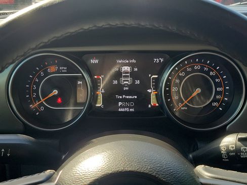 Used 2021 Jeep Wrangler Unlimited Sport AWD/4WD image 18