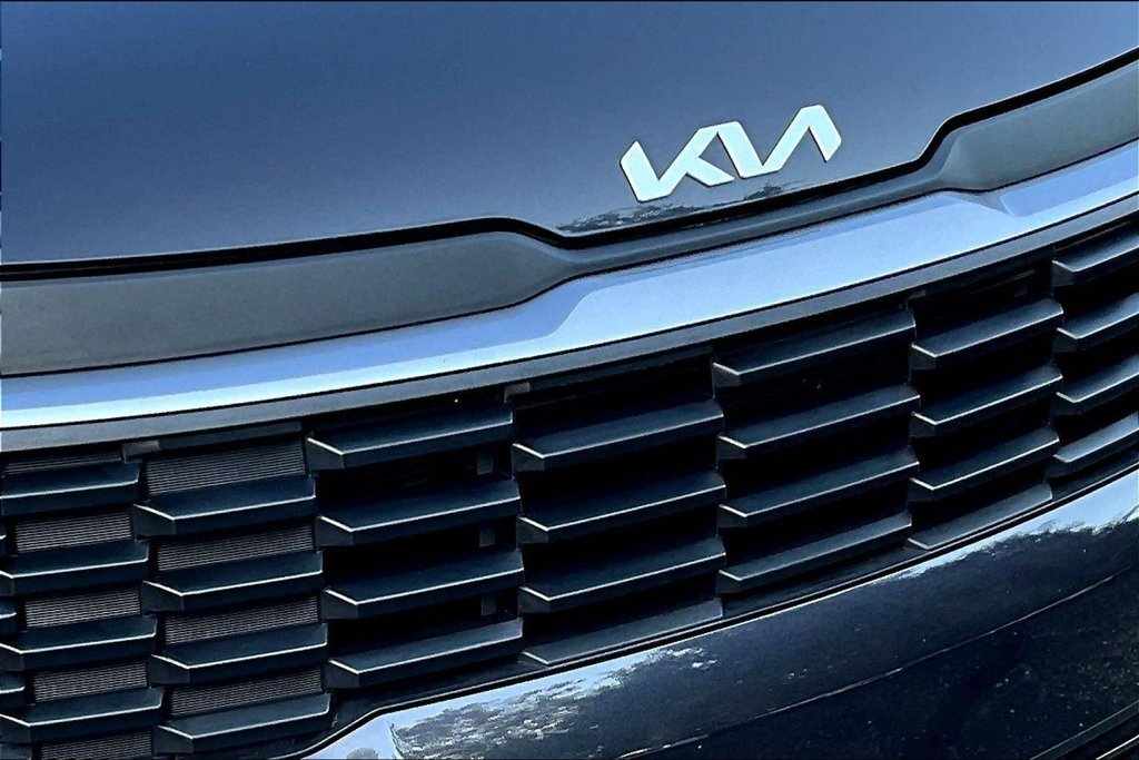 Used 2026 Kia Sportage LX FWD image 32