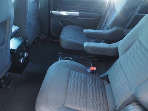 Used 2021 Ford Explorer XLT w/ Class III Trailer Tow Package image 17