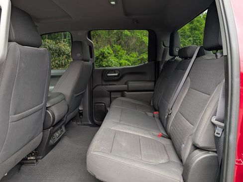Used 2021 Chevrolet Silverado 1500 LT AWD/4WD image 24