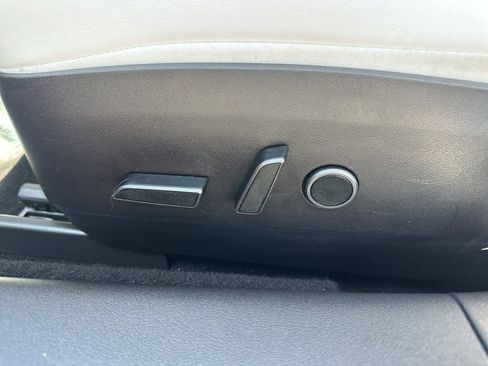 Used 2023 Tesla Model 3 Performance image 10