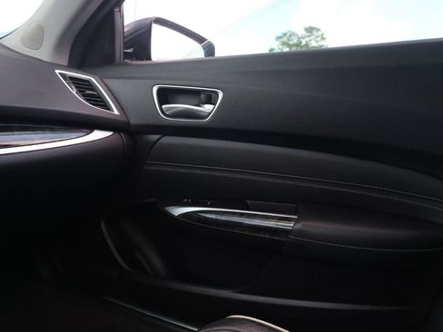 Used 2018 Acura TLX w/ Technology Package FWD image 12