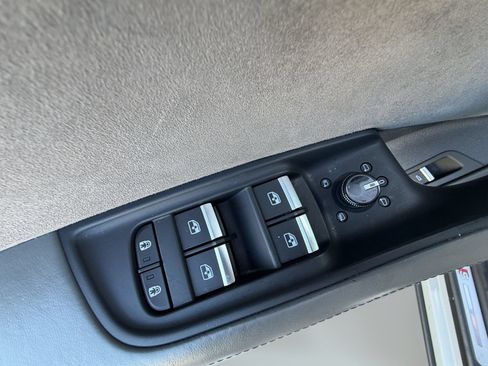 Used 2021 Audi SQ8 Prestige w/ Prestige Package AWD/4WD image 13